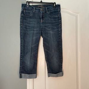 Foster Jeans Co. Jean Capris